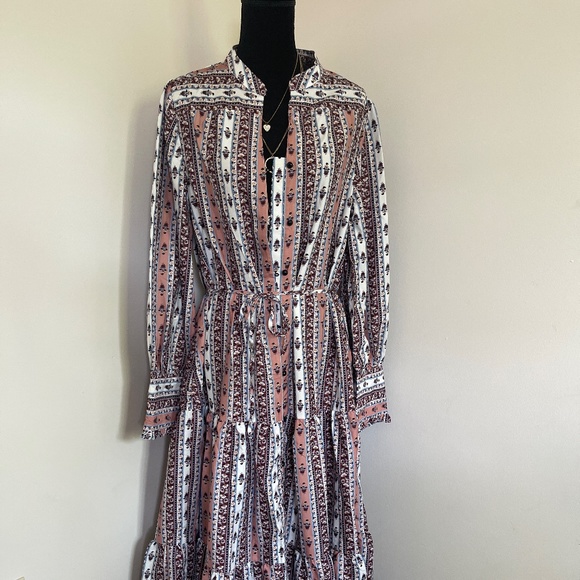 Beautiful Rustic Long Dress - Picture 1 of 9